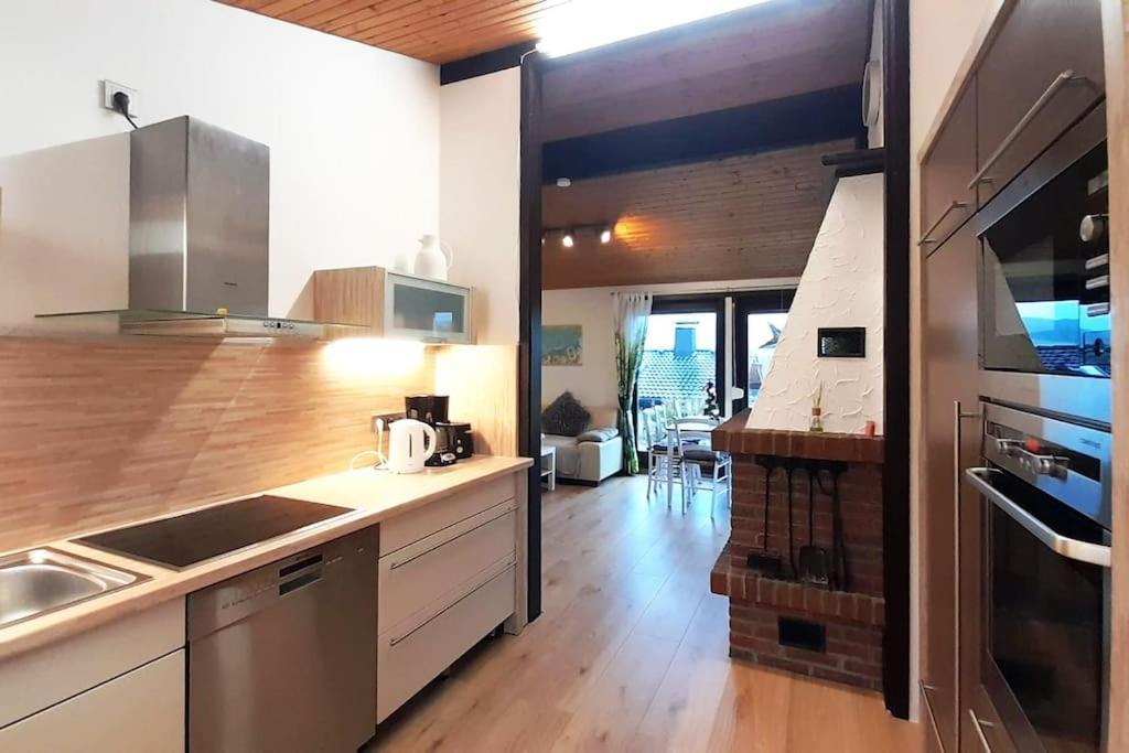 Ferienhaus Lena Im Sauerland Direkt Am Hennesee เมสเชอเดอ ภายนอก รูปภาพ
